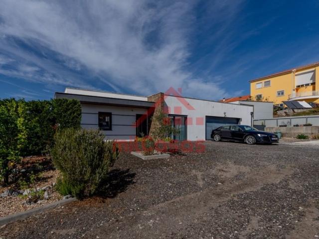 Casa venda em Campelos e Outeiro da Cabeça, Torres Vedras