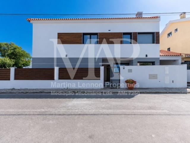 Casa venda em Mem Martins, Sintra