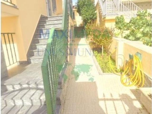Casa alugar em Urbanização Serra das Brancas, Amadora