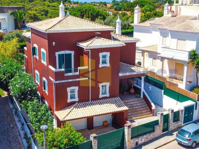 Casa venda em Praia de Alvor, Portimão