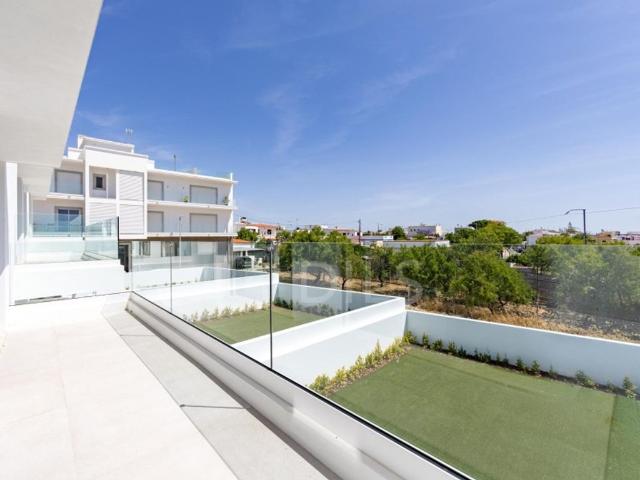 Casa venda em Moncarapacho, Olhão