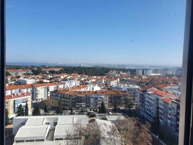 Casa venda em Quinta do Americano, Almada