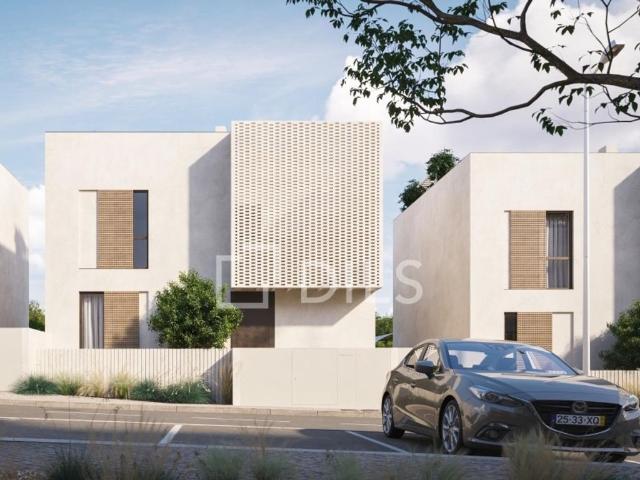 Casa venda em Moncarapacho, Olhão