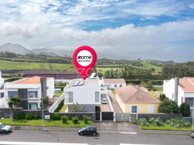 Casa venda em Açores, Ribeira Grande