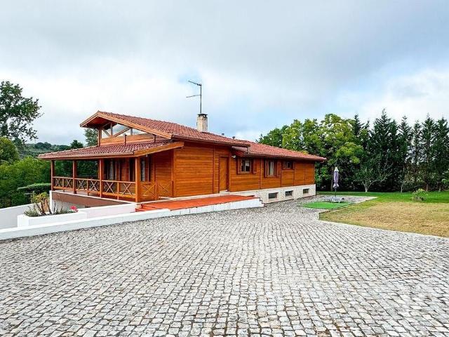 Casa venda em Porto De Mós, Leiria