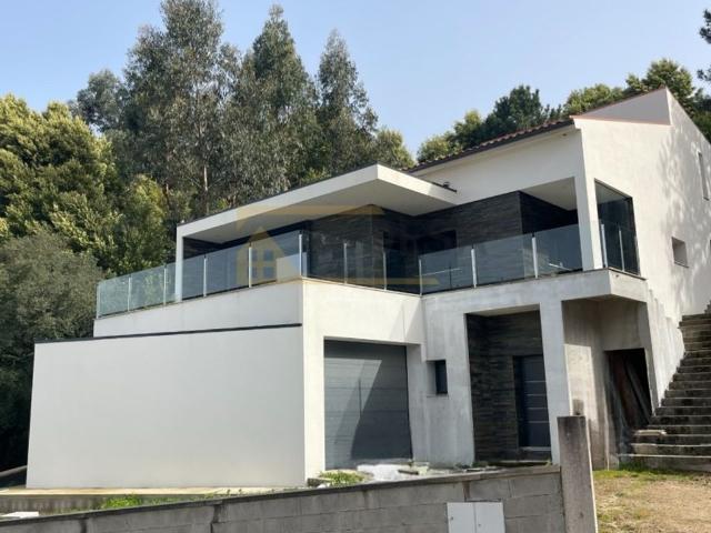 Casa venda em Valença, Viana Do Castelo