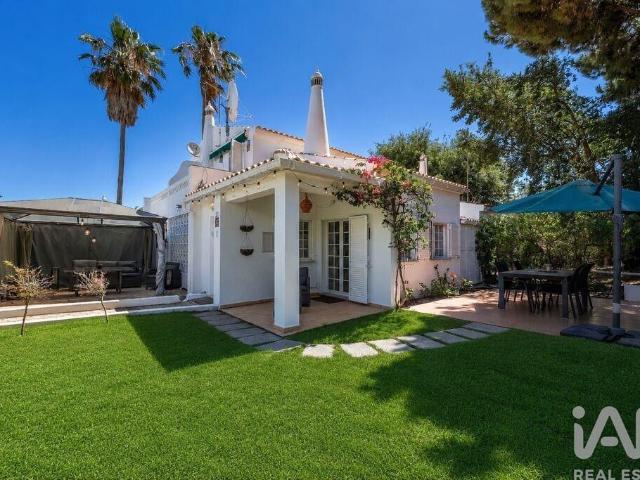 Casa venda em Albufeira e Olhos de Água, Albufeira