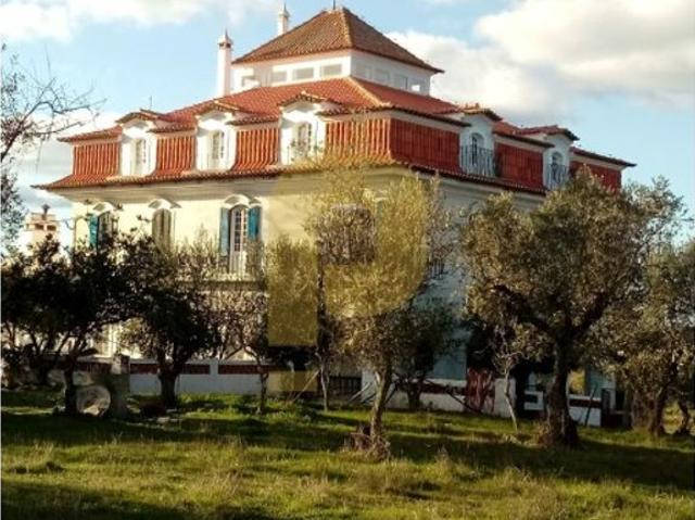 Casa venda em Vila Académica, Évora