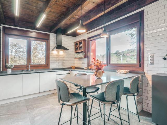 Casa en venta en Cardes, Piloña