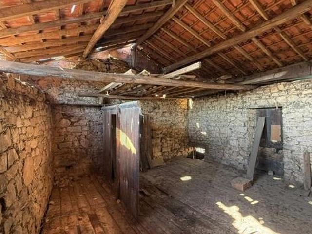 Casa venda em Castelo Branco, Oleiros