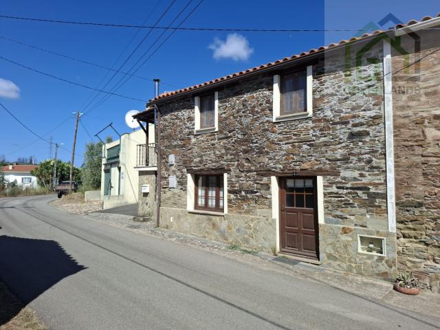 Casa venda em Arganil, Folques