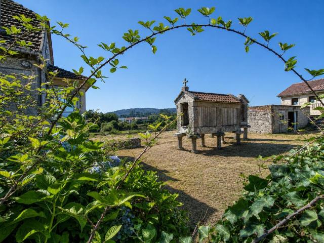Casa en venta en Pazos de Borbén, Vigo