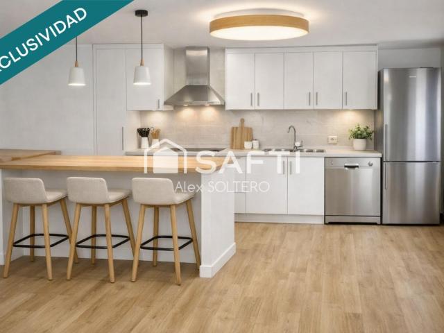 Chalet en venta en Baredo, Vigo
