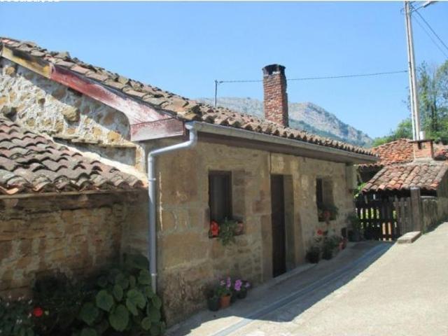 Casa en venta en Abantru, Caso