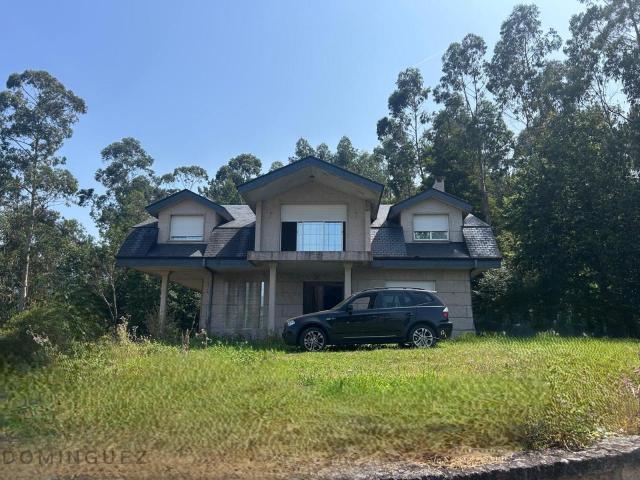 Casa en venta en Mos, Vigo