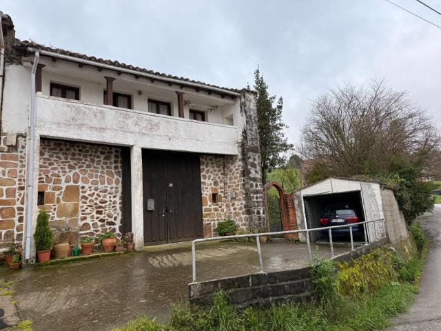 Casa en venta en La Riba, Rasines