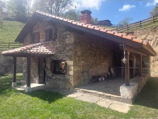 Casa en venta en Piloña, Asturias