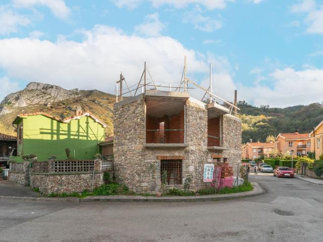 Casa en venta en Morcín, Asturias