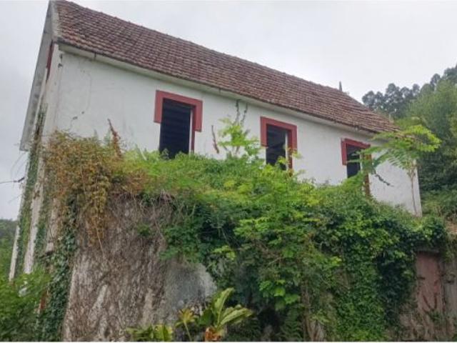 Casa en venta en Pedroso, Ferrol