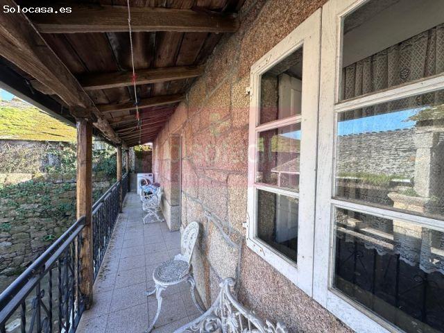 Casa en venta en O Corgo, Lugo