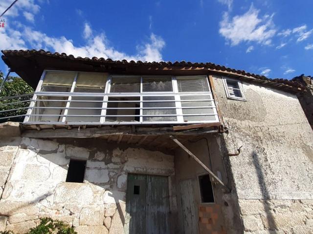 Casa en venta en Ourense, Galicia