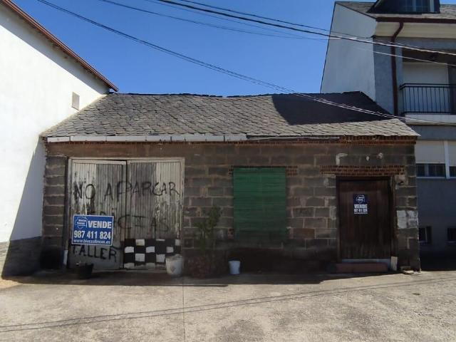 Casa en venta en Columbrianos, El Bierzo
