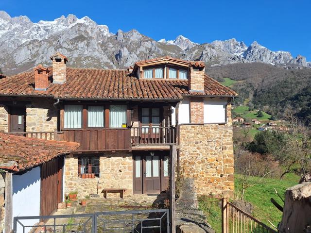 Casa en venta en Camaleño, Cantabria