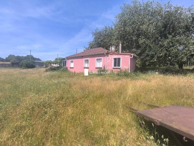 Casa en venta en A Merca, Terra da Celanova