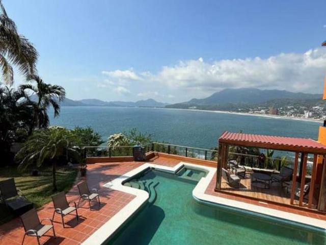 Casa en venta en Condominios La Punta, Manzanillo