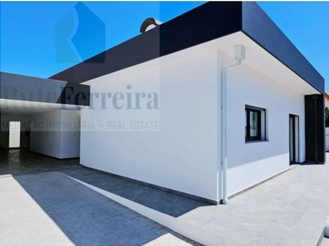 Casa venda em Santo Isidoro, Mafra