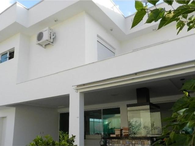 Casa venda em Região Imediata de Taubaté-Pindamonhangaba, Região Metropolitana do Vale do Paraíba e Litoral Norte