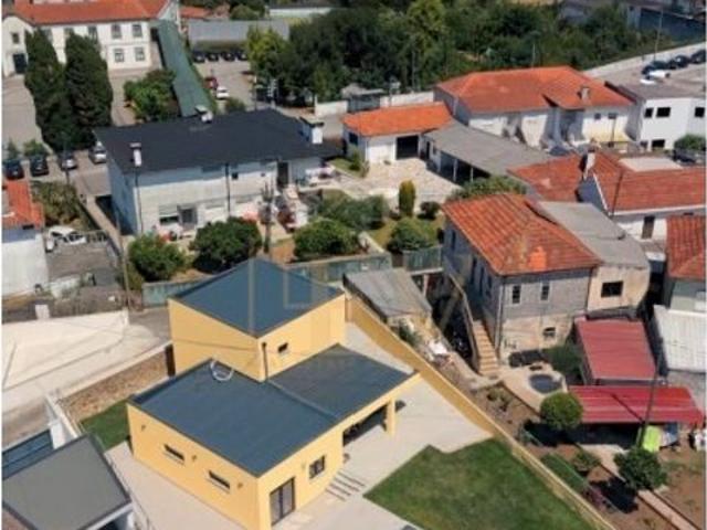 Casa venda em Burgães, Santo Tirso