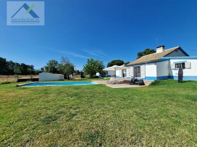 Casa venda em Azeitão (São Lourenço e São Simão), Setúbal