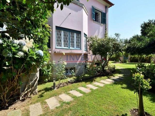 Casa venda em Porto, Lordelo Do Ouro