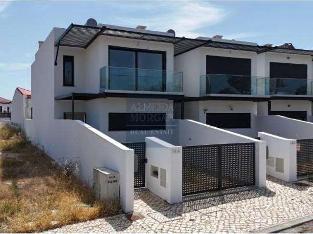 Casa venda em Quelfes, Olhão