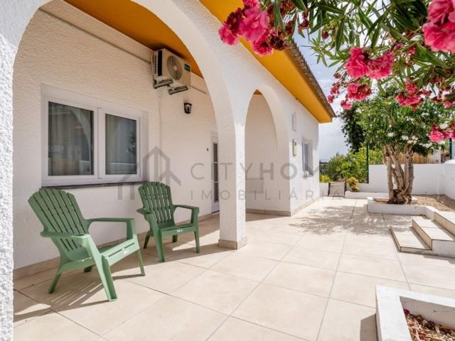 Casa venda em Cortelhas, Albufeira