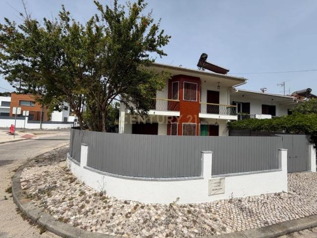 Casa alugar em Almada, Setúbal
