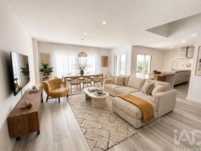 Casa venda em Seixal, Corroios