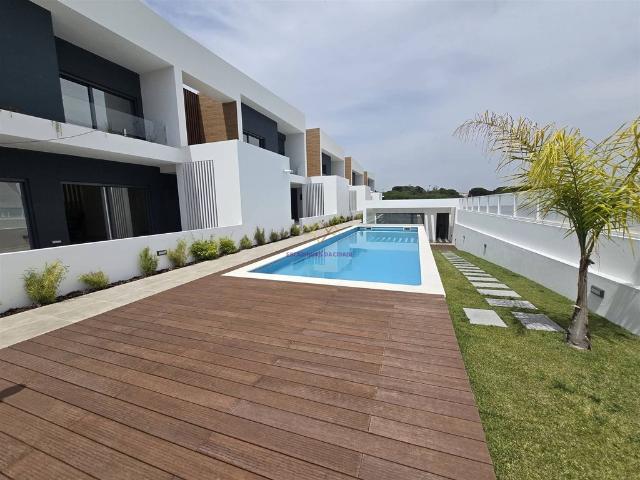 Casa venda em Loures, Urbanização das Urmeiras
