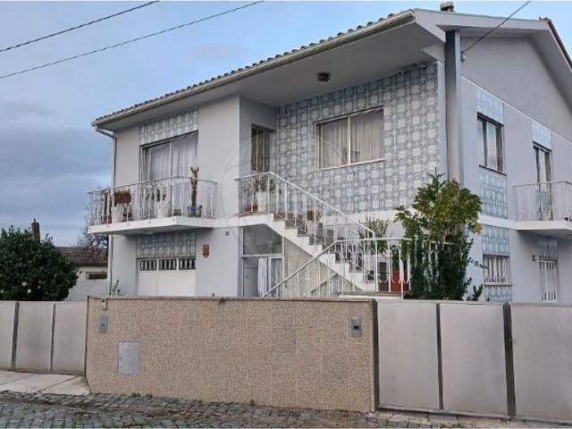 Casa venda em Palmeira, Braga