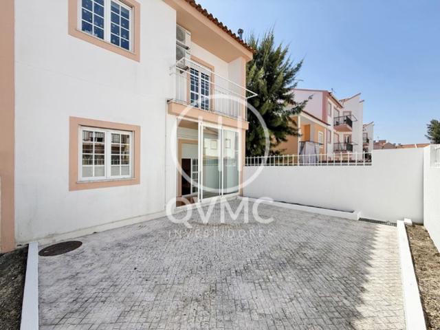 Casa venda em Azeitão (São Lourenço e São Simão), Setúbal