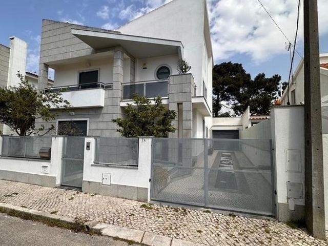 Casa venda em Almada, Setúbal
