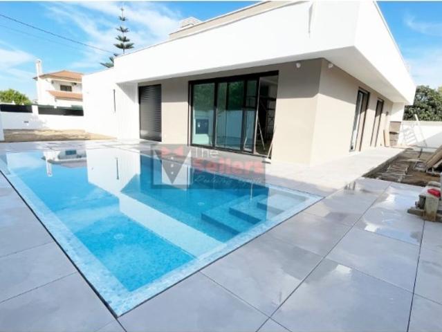 Casa venda em Azeitão (São Lourenço e São Simão), Setúbal