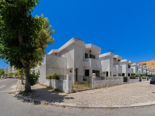 Casa venda em Bela Colónia, Montijo