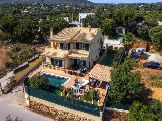 Casa venda em Moncarapacho, Olhão
