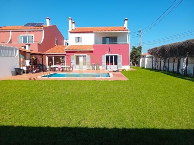 Casa venda em Azeitão (São Lourenço e São Simão), Setúbal