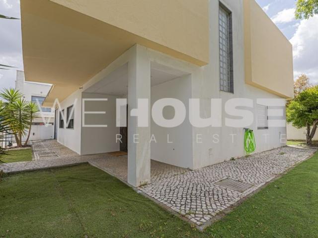 Casa venda em Cidade Sol, Santo António Da Charneca