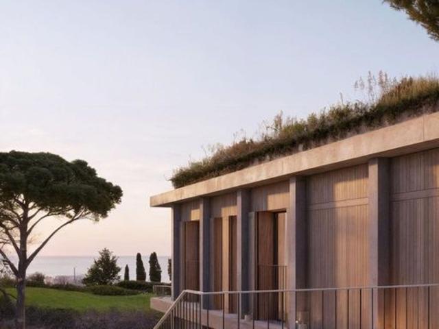 Casa venda em Capuchos, Almada