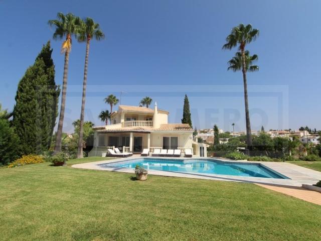 Casa alugar em Albufeira e Olhos de Água, Albufeira