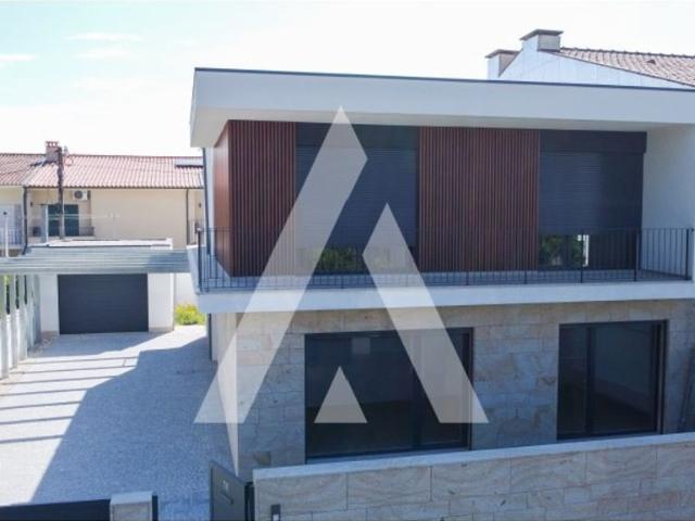 Casa venda em Palmeira, Braga
